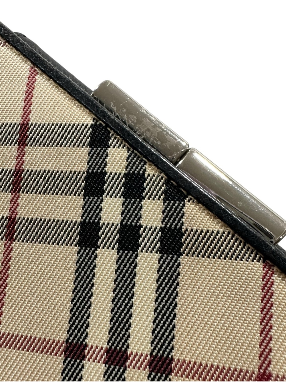 Burberry Black Leather & Nova Check Canvas Kisslock Compact Bifold Wallet - Picture 14 of 14